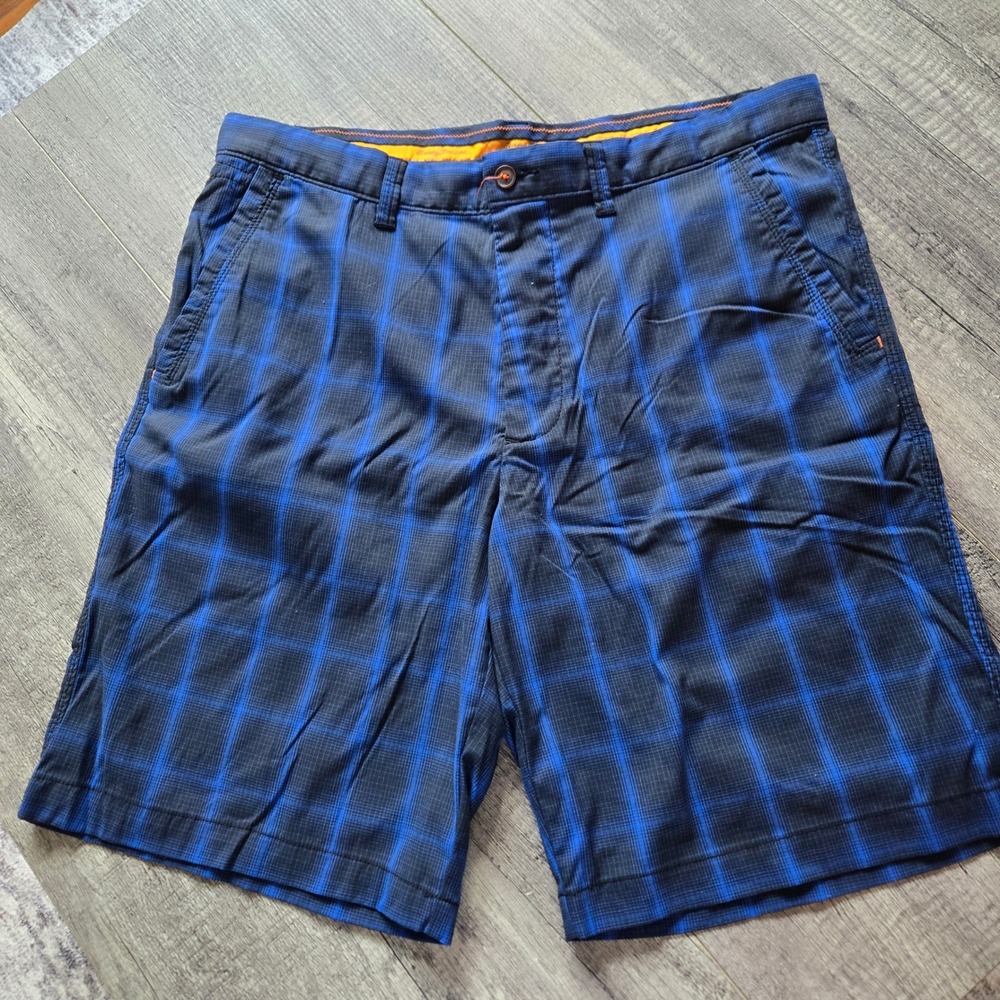 Tommy Bahama Paradise Tech Mens 34 Blue Black Plaid Performance Golf Shorts 9"